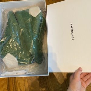 Men’s Balenciaga Arena Sneakers Dark Green